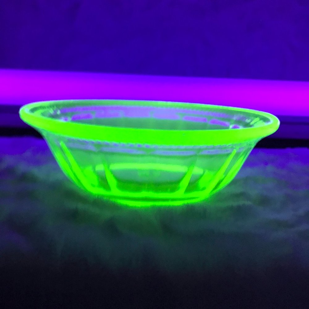 Vintage Vaseline Glass Dessert Bowl Block Optic #25